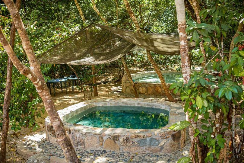 Jorullo Paradise Hotel